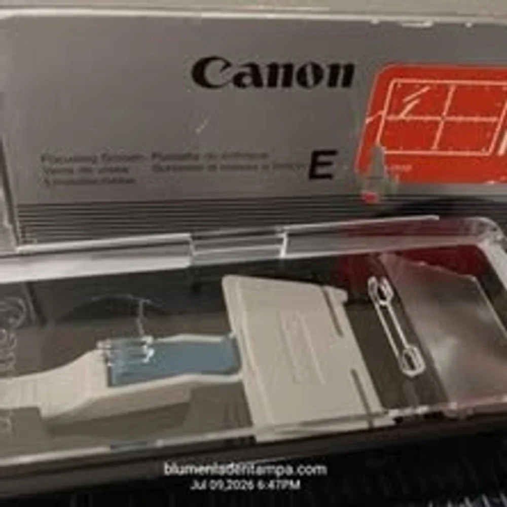 Genuine Canon Focusing Screen E-H for EOS cameras.